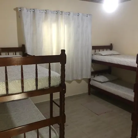 Casa Ampla e Confortável a 10 minutos Praia Ubatumirim Cambuca-2